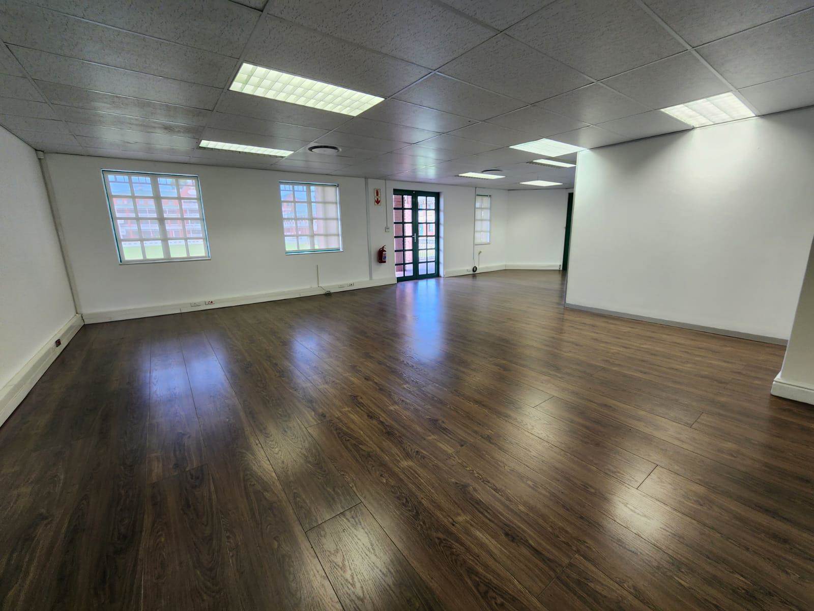 170  m² Commercial space in Claremont photo number 5