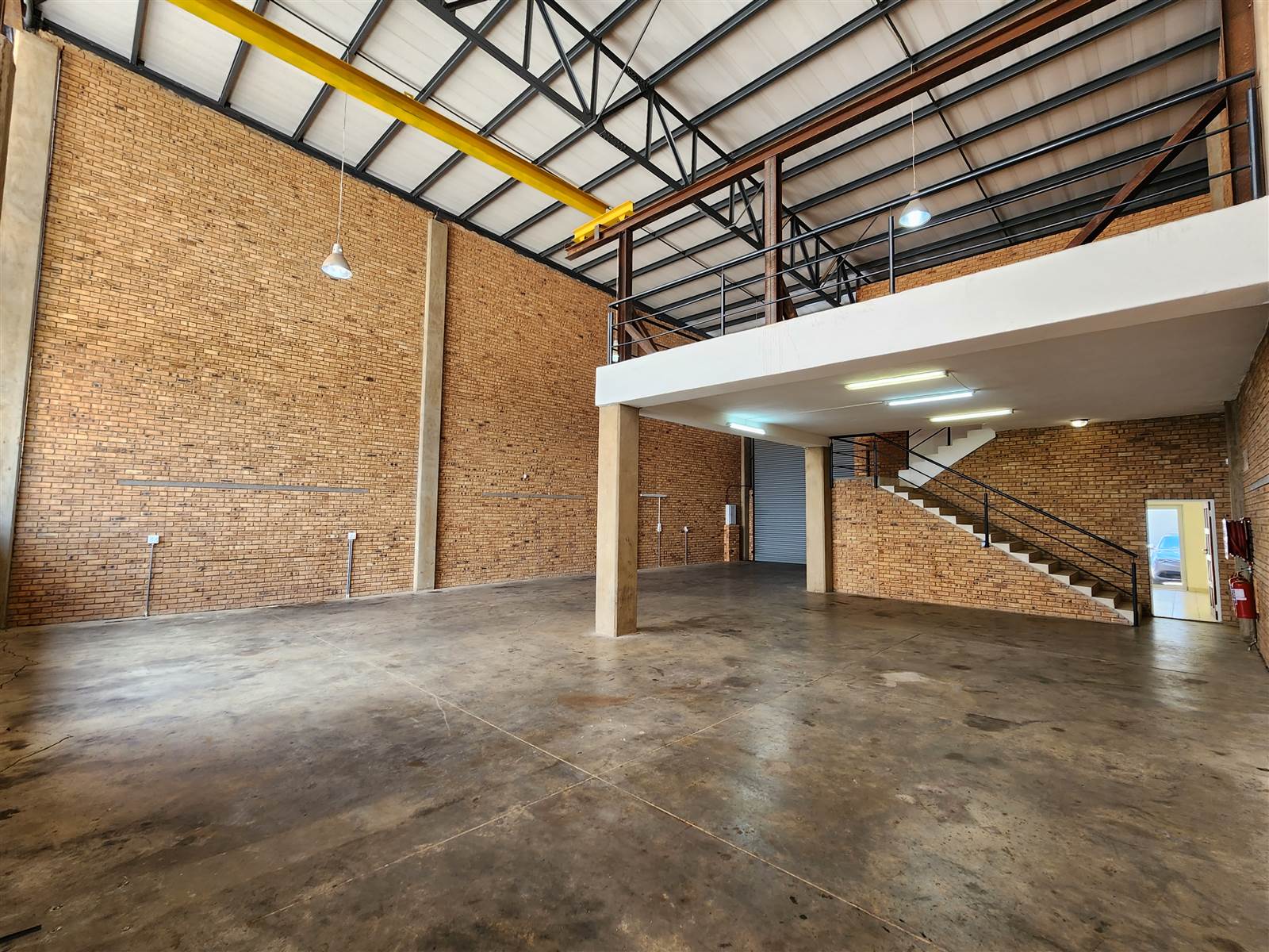 364  m² Industrial space in Lanseria and surrounds photo number 4