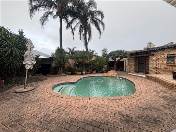 3 Bedroom House 3 Bedroom House