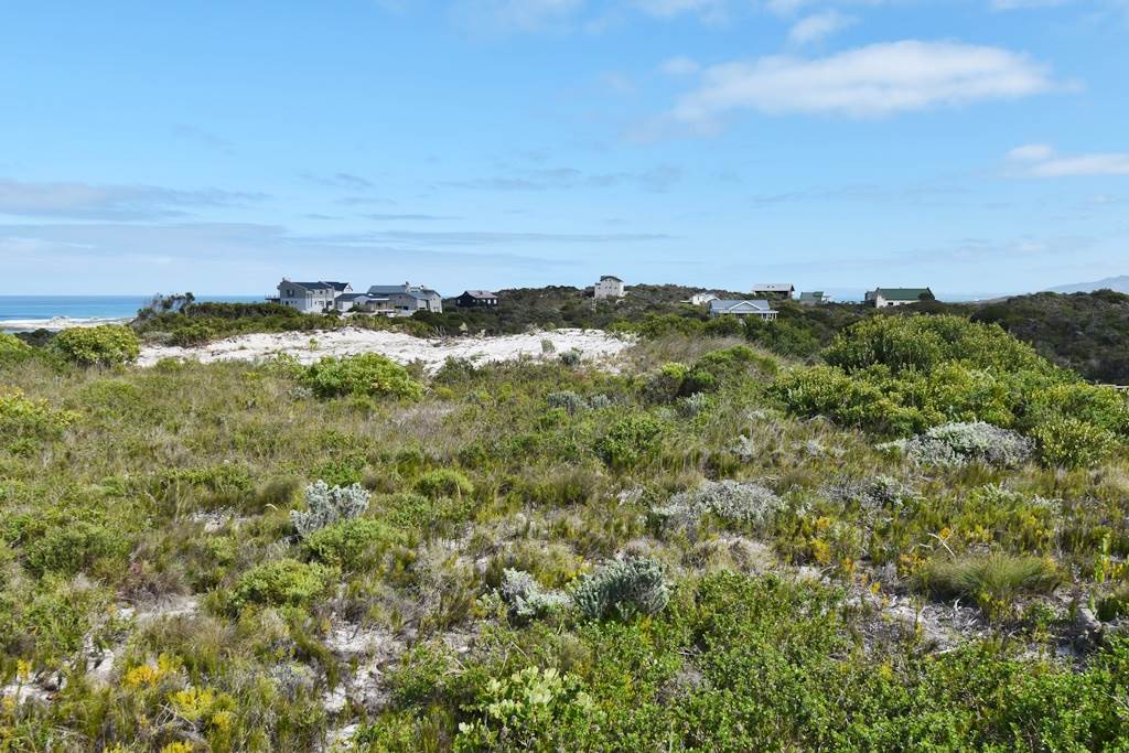 645 m² Land available in Suiderstrand photo number 4