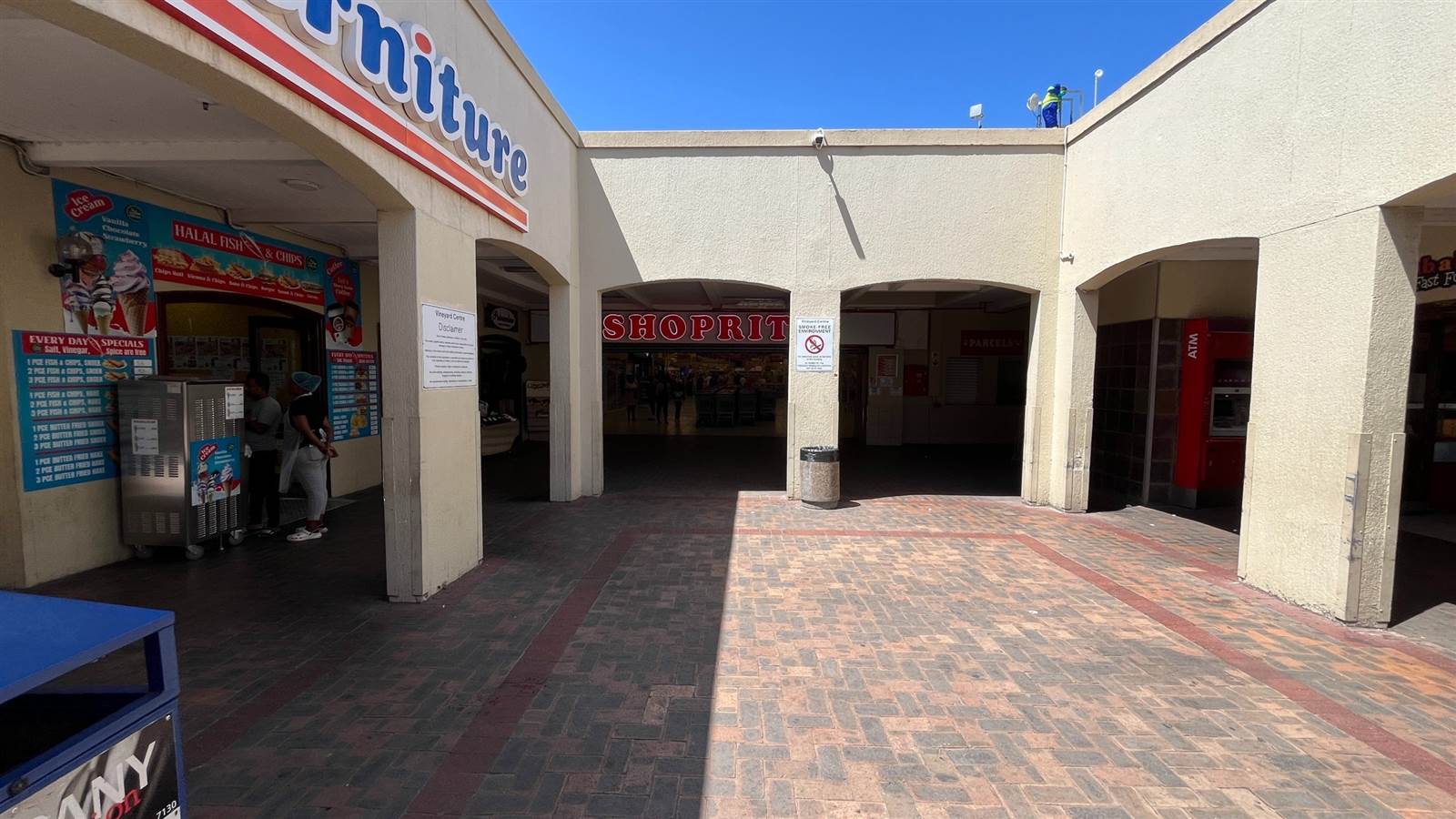 108  m² Commercial space in Somerset West Central photo number 1