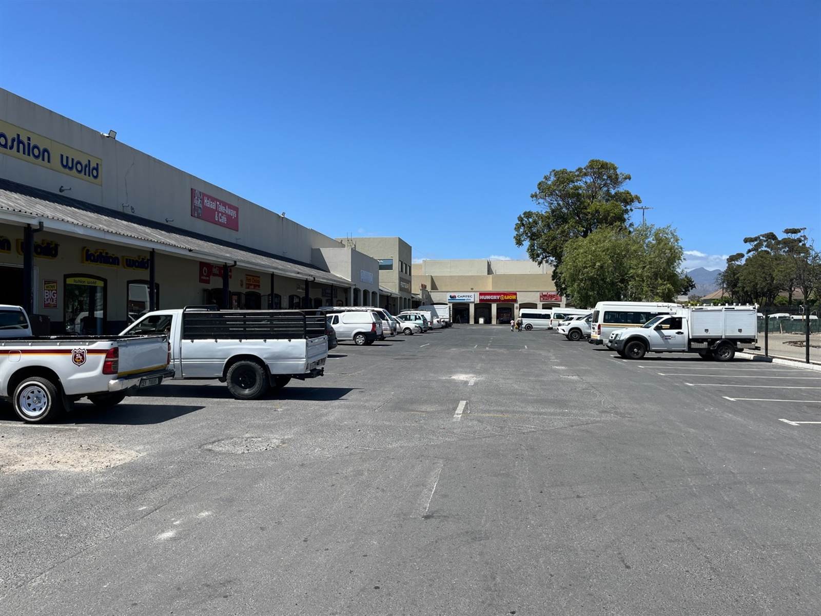 108  m² Commercial space in Somerset West Central photo number 6