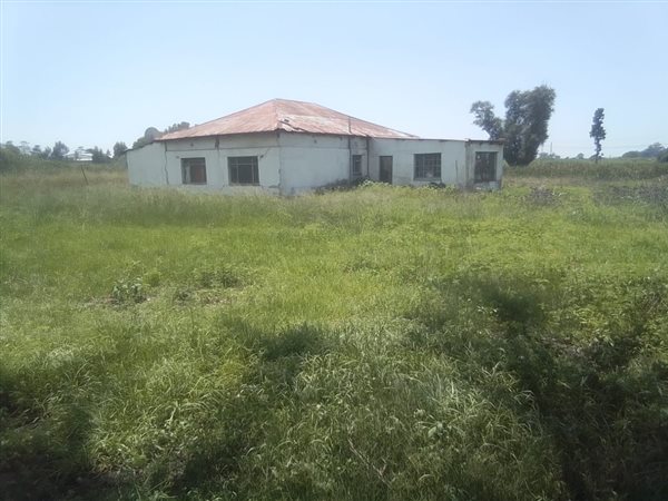 2 229 m² Land