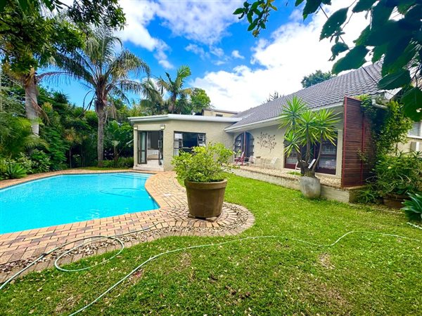 4 Bedroom House 4 Bedroom House