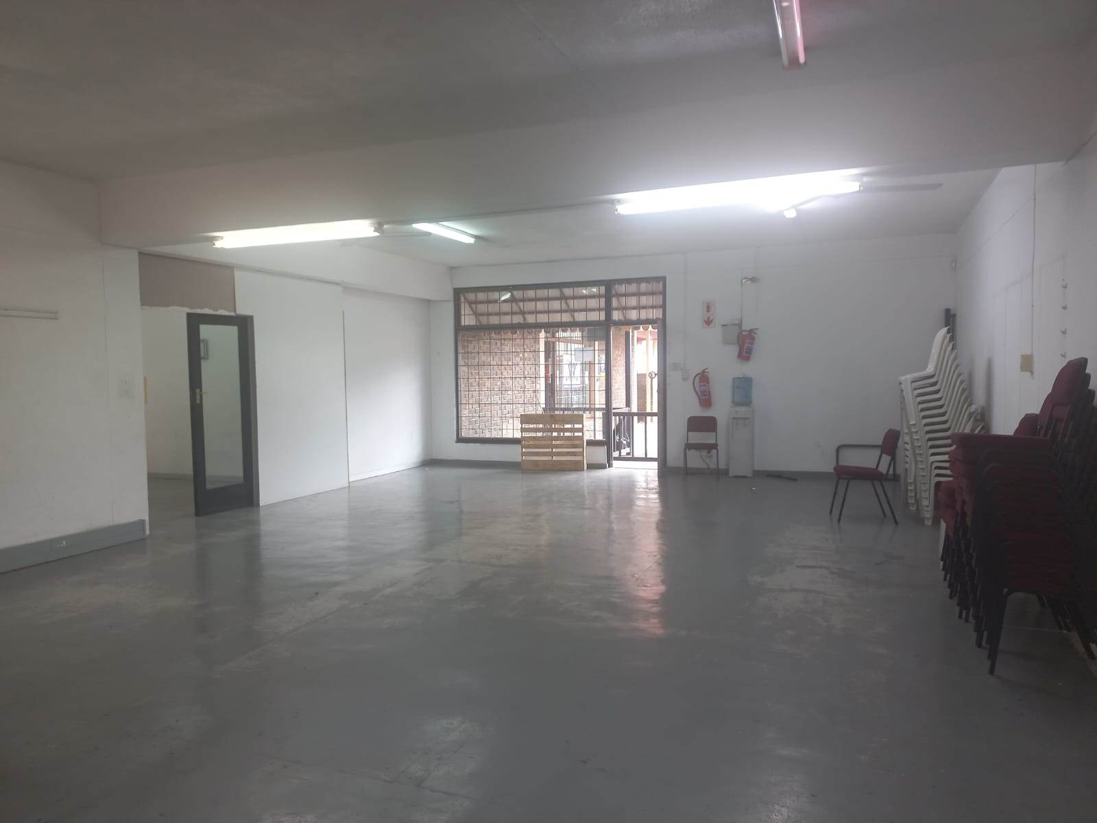 185  m² Commercial space in Nelspruit Central photo number 3