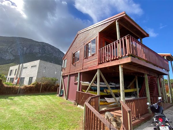 3 Bedroom House 3 Bedroom House