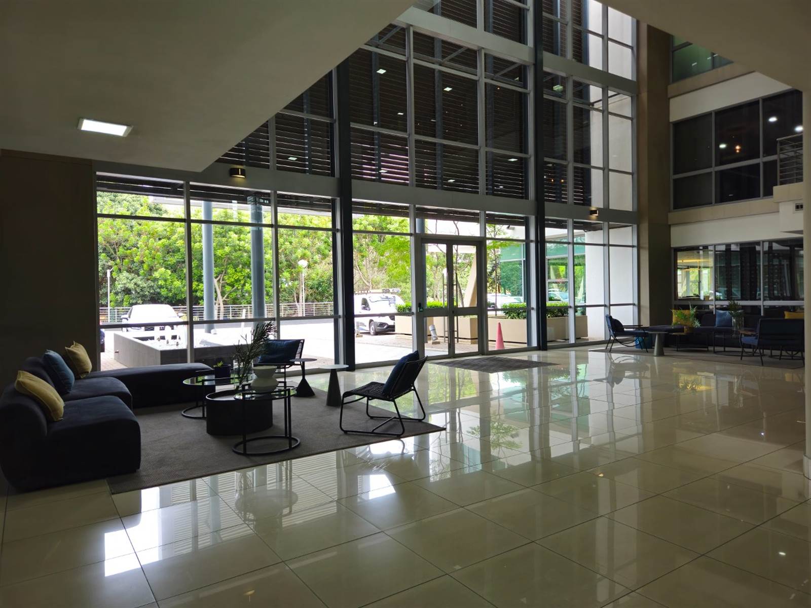 401  m² Commercial space in Fourways photo number 3