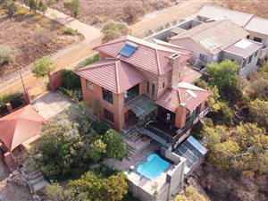 4 Bed House in Vaaloewer