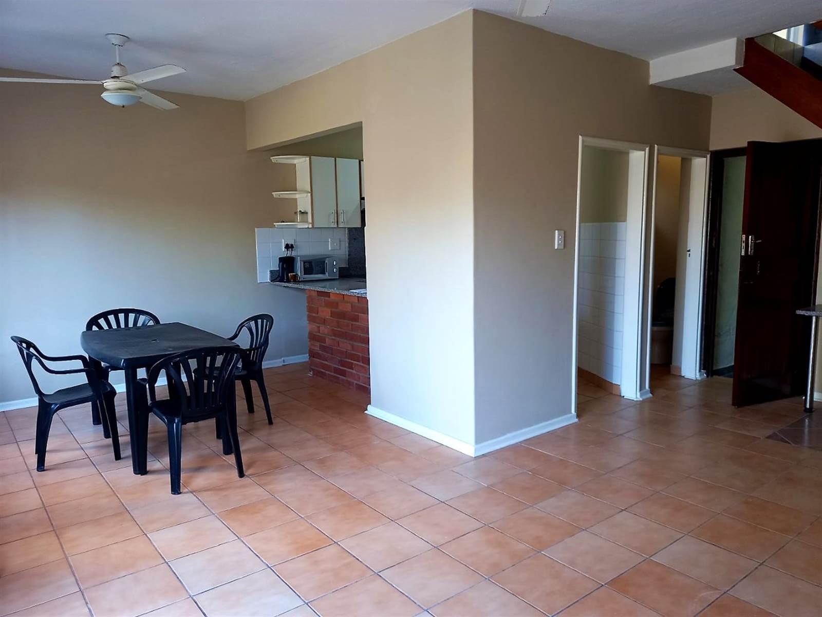 3 Bed Townhouse in Shelly Beach photo number 6
