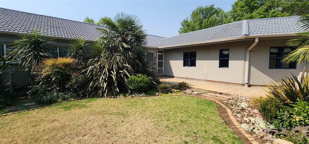 4 Bed House in Kriel photo number 7