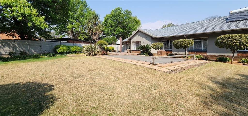 4 Bed House in Kriel photo number 12