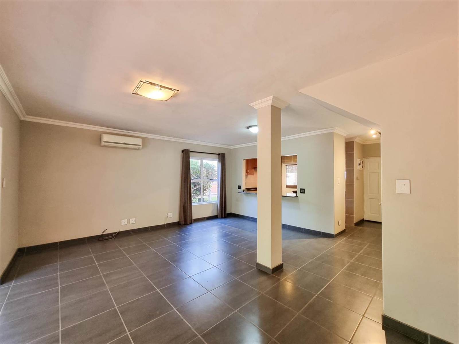 3 Bed Townhouse in Mt Edgecombe photo number 6