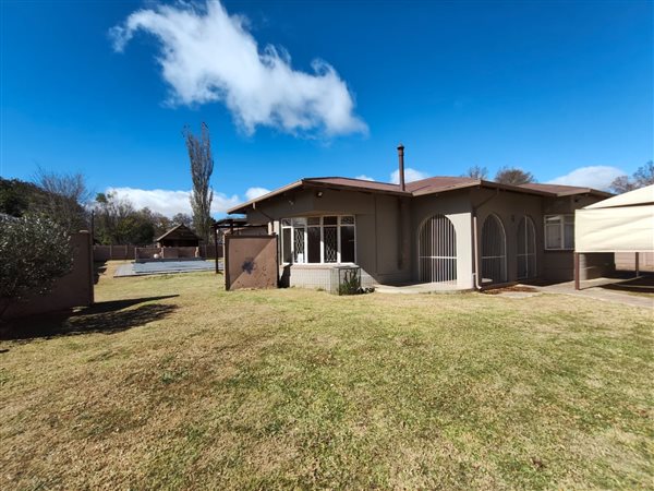 4 Bedroom House 4 Bedroom House