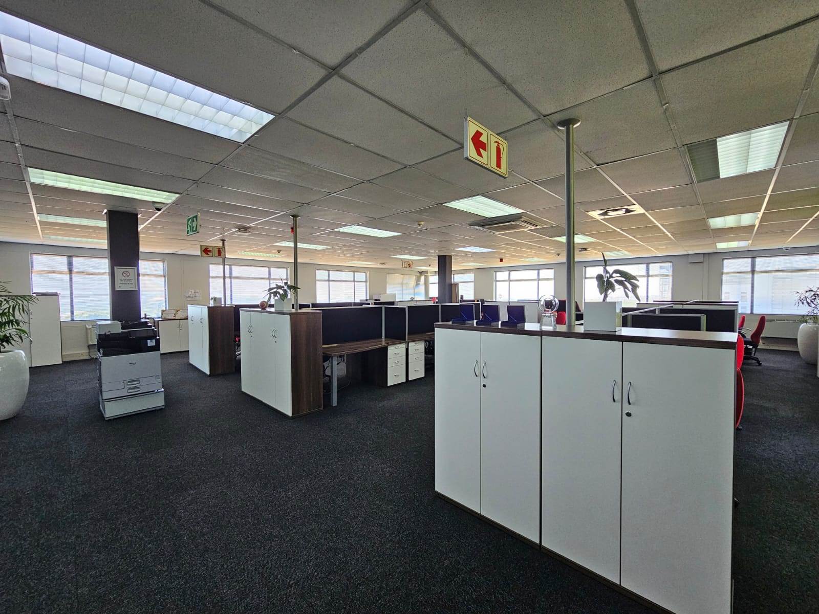 1100  m² Commercial space in Plattekloof photo number 12