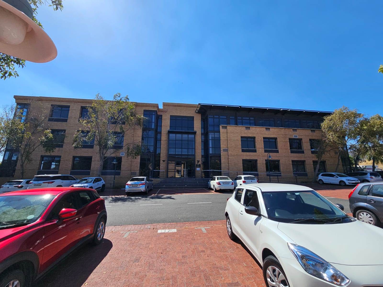 1100  m² Commercial space in Plattekloof photo number 24