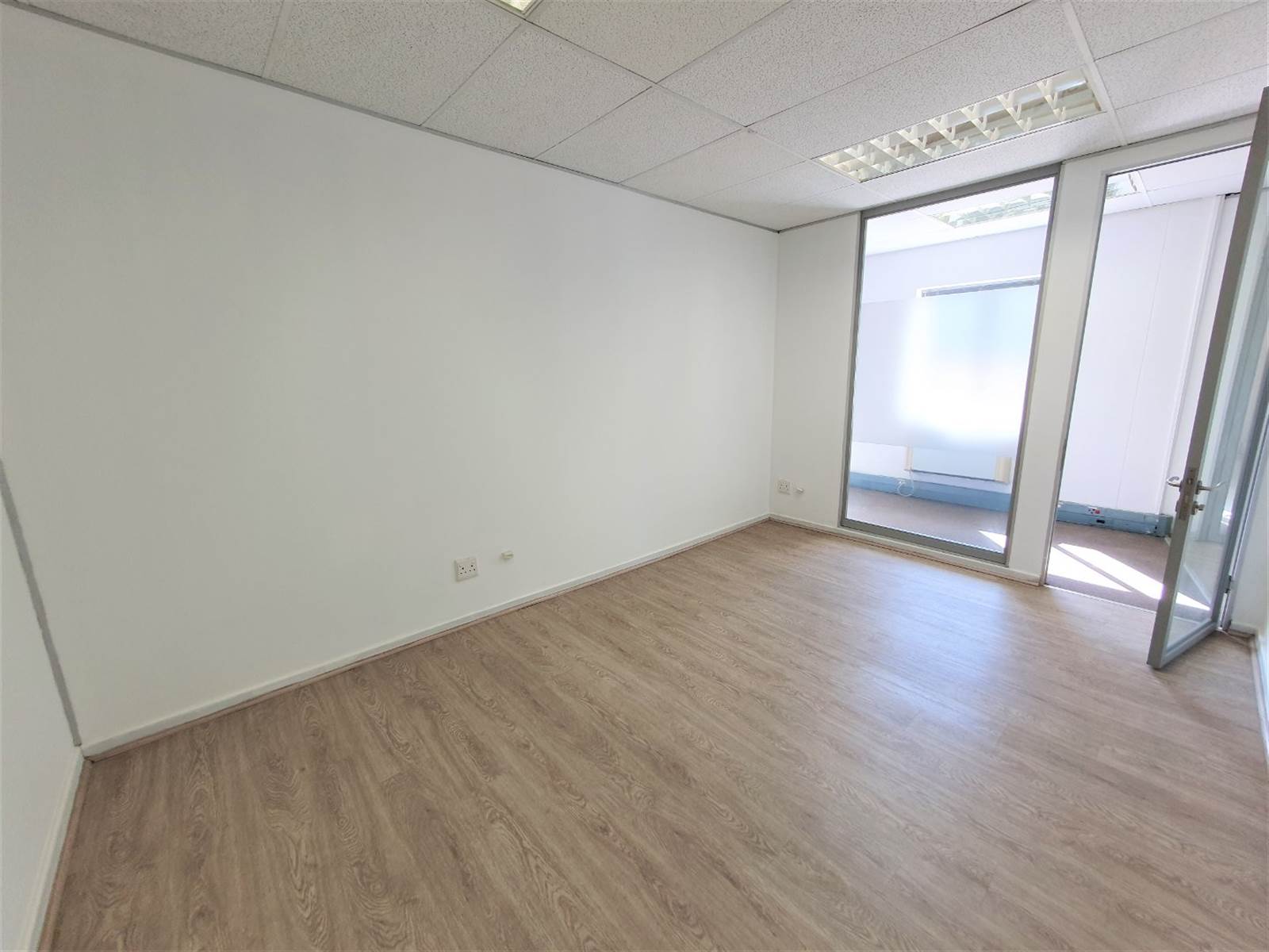 529  m² Office Space in Bryanston photo number 16