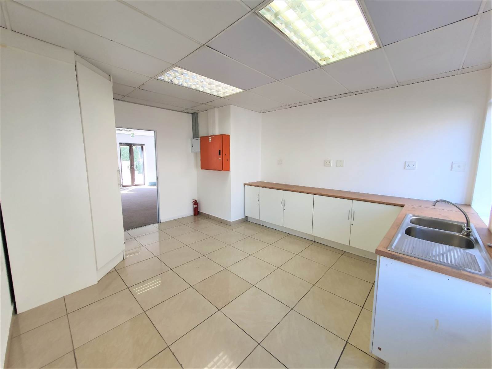 529  m² Office Space in Bryanston photo number 21