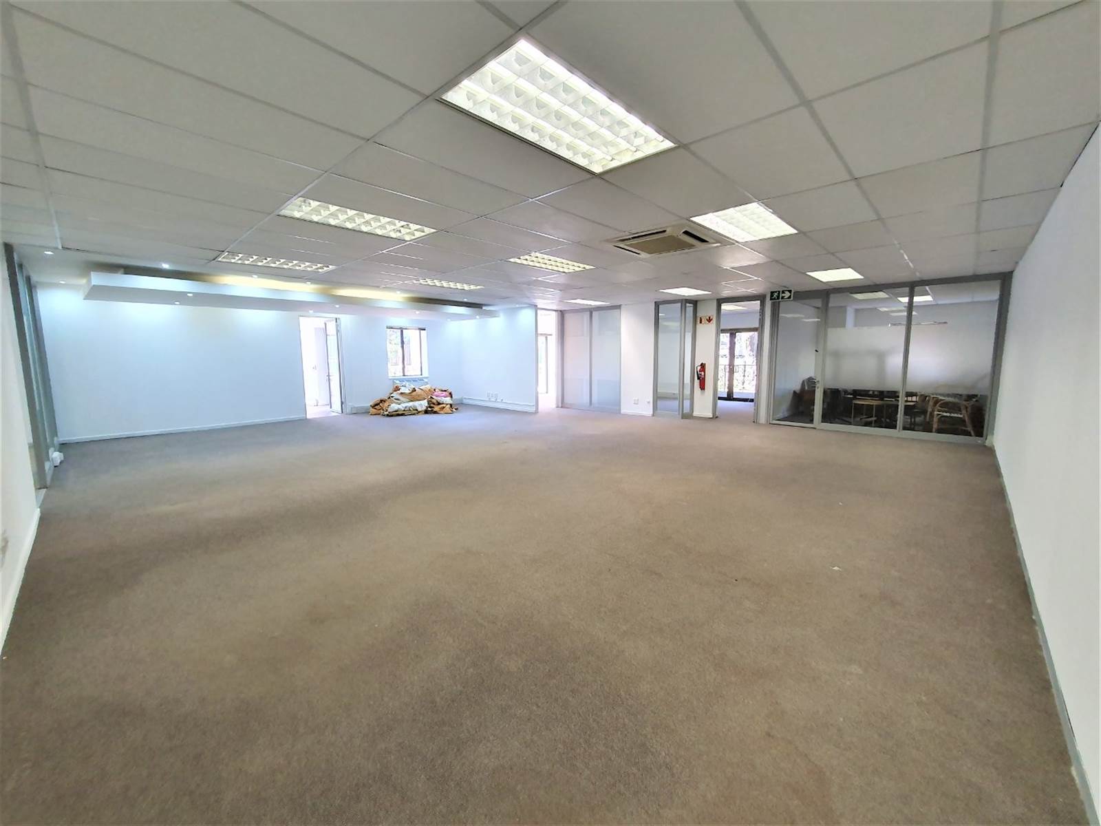 529  m² Office Space in Bryanston photo number 8