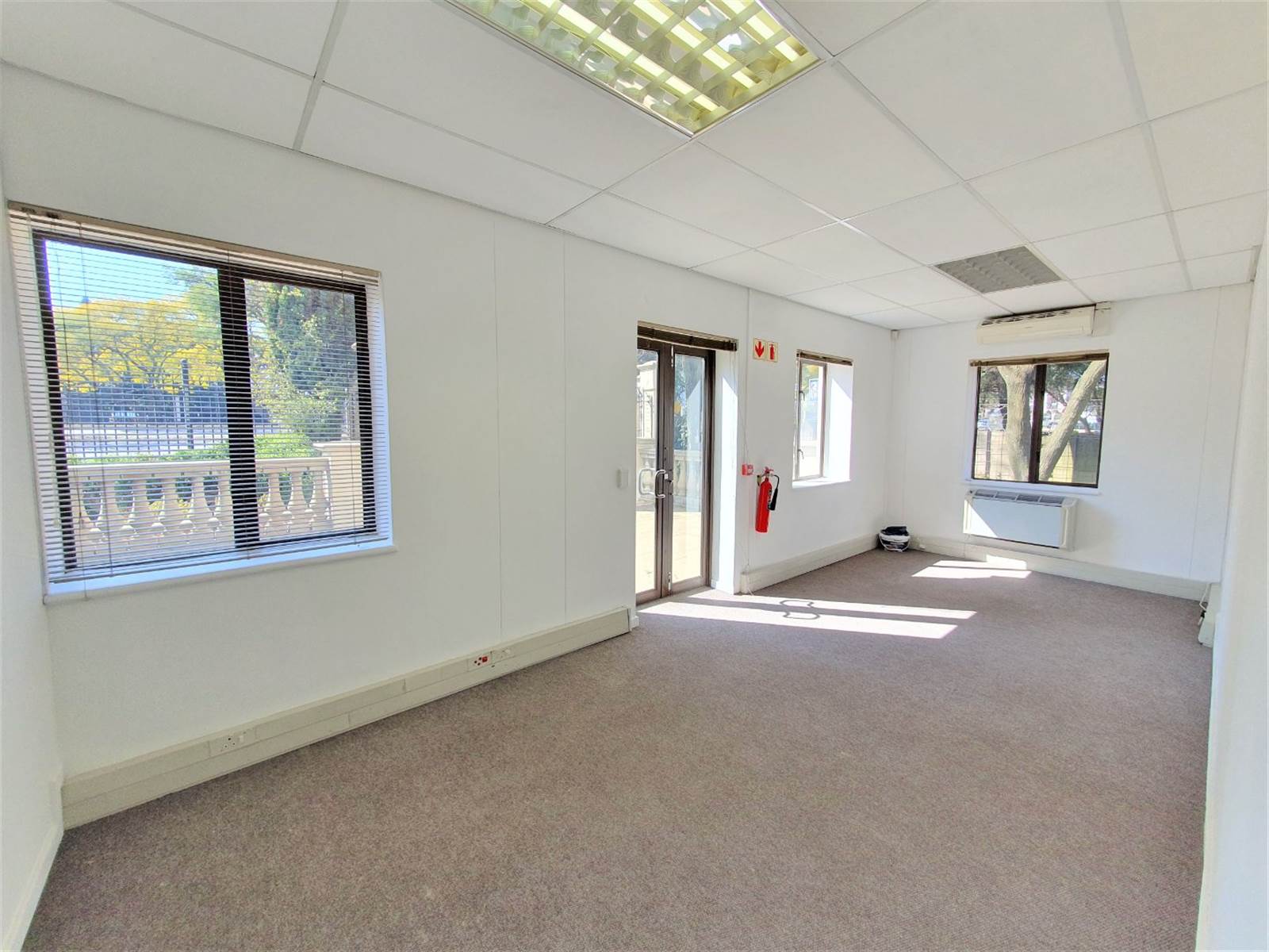 529  m² Office Space in Bryanston photo number 10