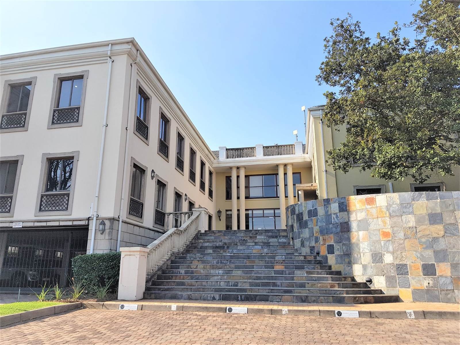 529  m² Office Space in Bryanston photo number 6