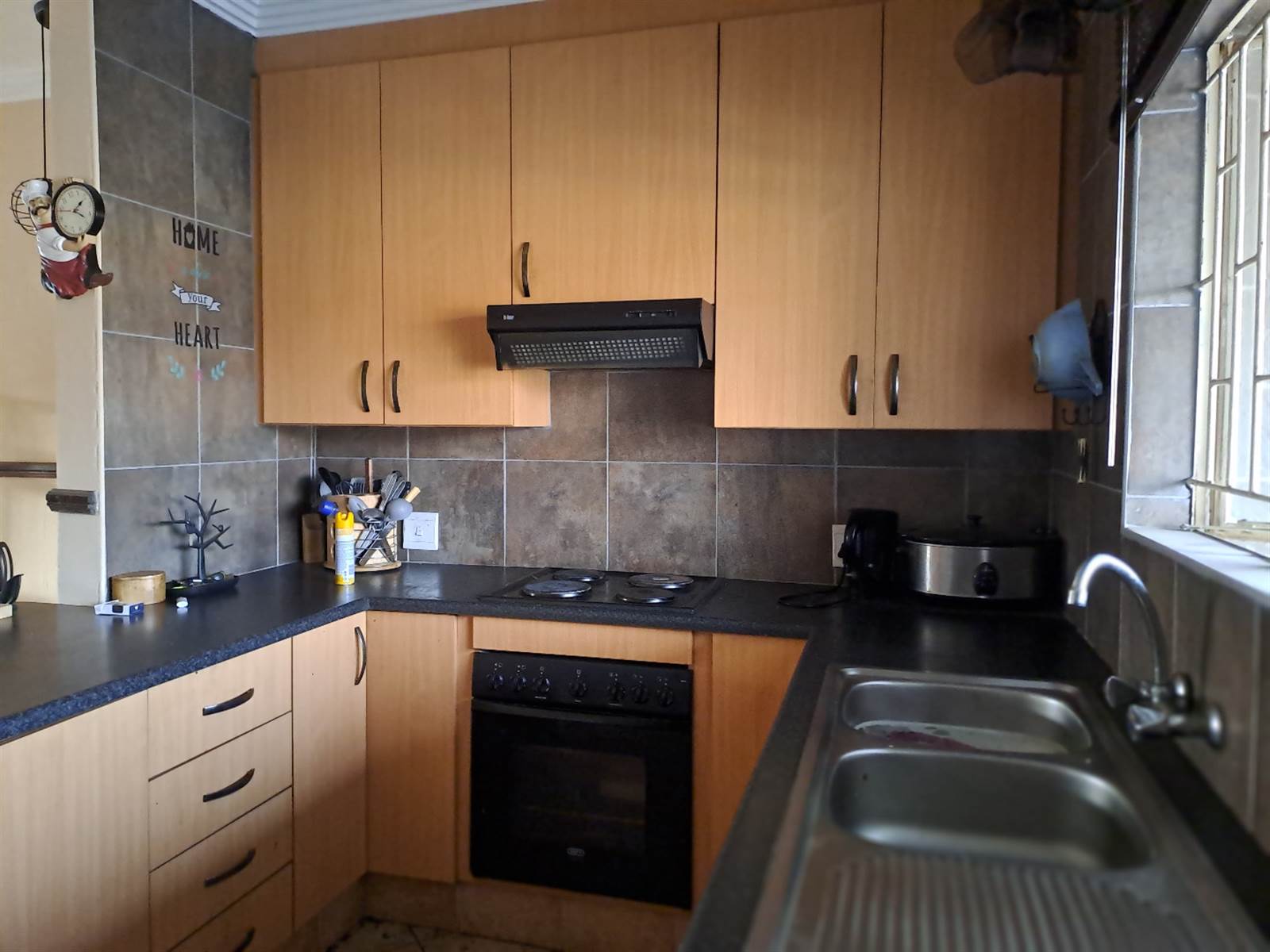 2 Bed Apartment in Dalpark Ext 1 photo number 1