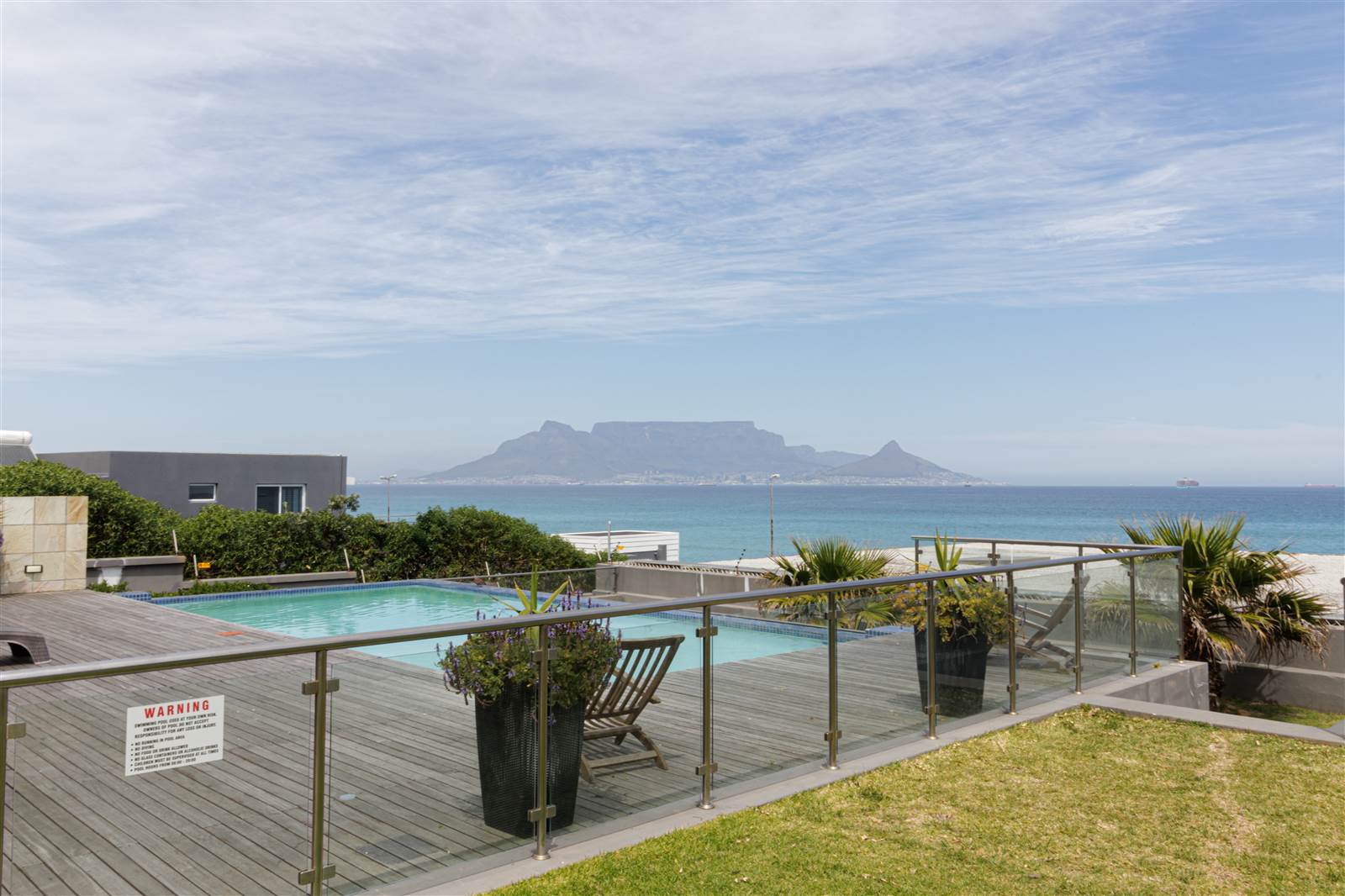 2 Bed Apartment in Bloubergstrand photo number 25