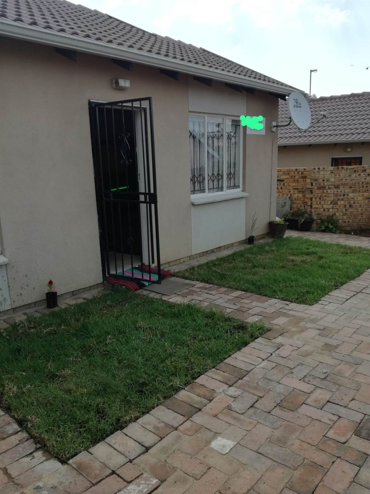 3 Bed House in Roodepoort Central photo number 1