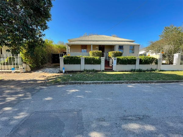 3 Bedroom House 3 Bedroom House