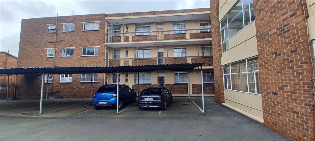 2 Bed Apartment in Kempton Park Central photo number 26