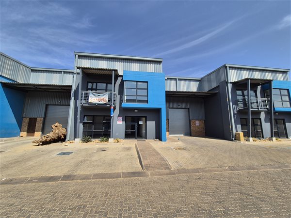 450  m² Industrial space