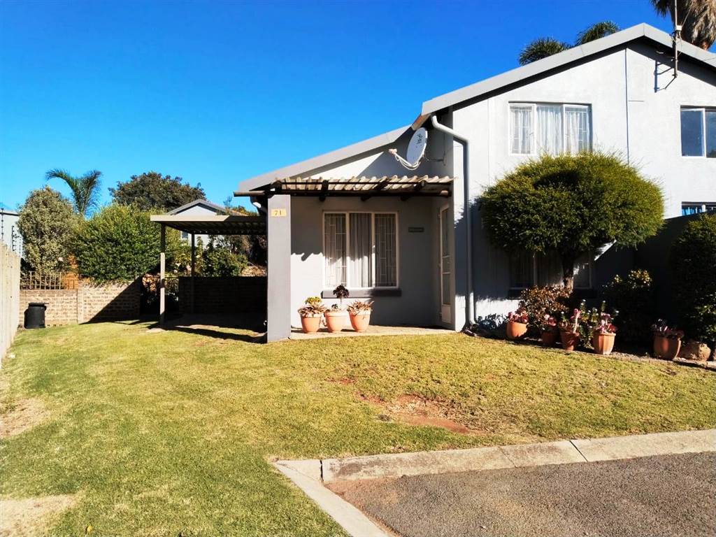 2 Bed Townhouse for sale in Edenglen T4659371 Private Property