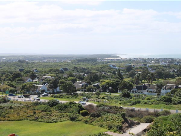 1492 m² Land available in St Francis Links