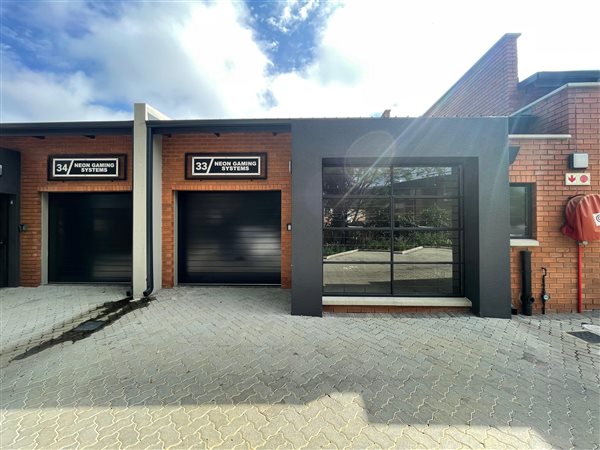 71  m² Industrial space