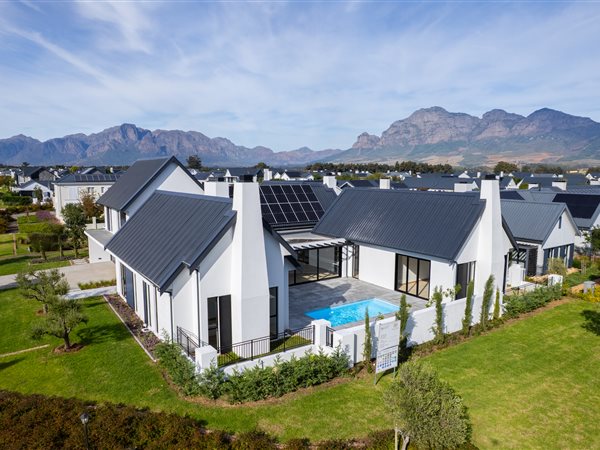 5 Bedroom House