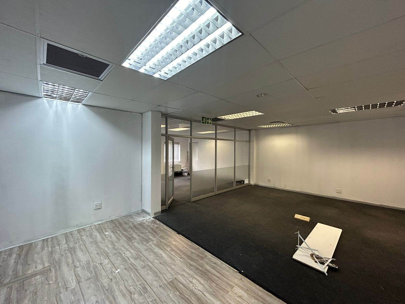 107  m² Commercial space in Strubens Valley photo number 3