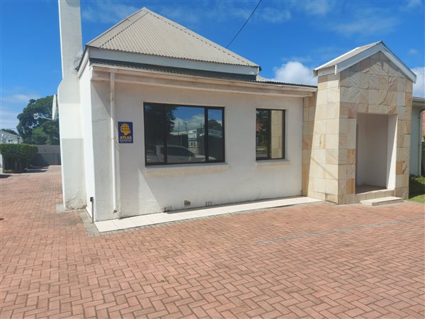 207  m² Office Space in Walmer