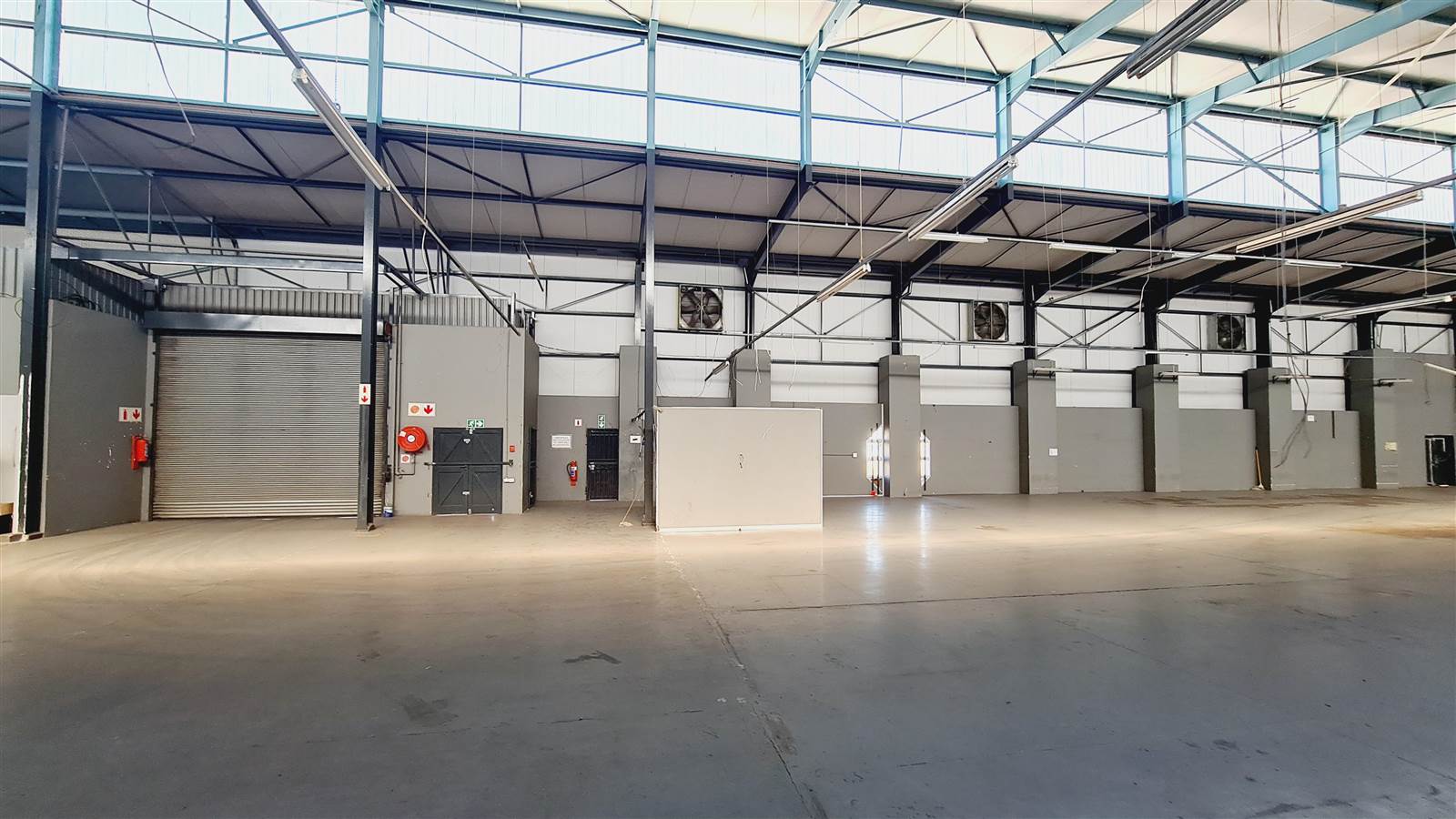 5619  m² Industrial space in Strydompark photo number 4