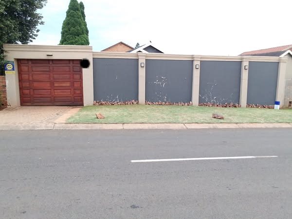 3 Bedroom House 3 Bedroom House