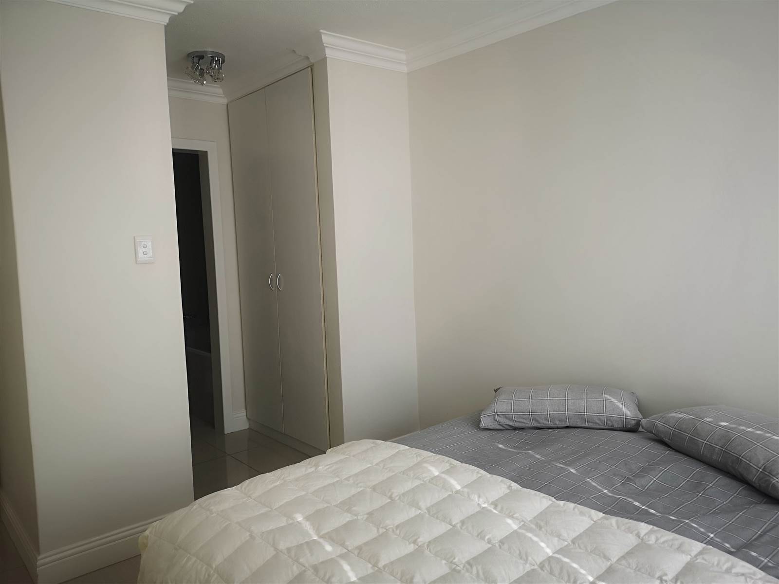 2 Bed Apartment in Morningside photo number 27
