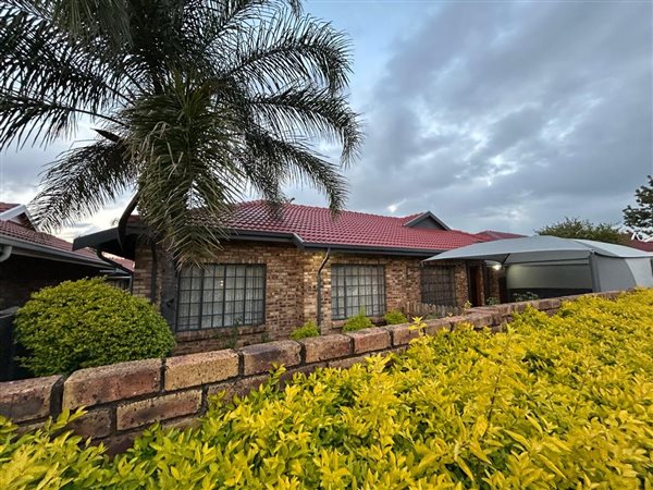 3 Bedroom House 3 Bedroom House