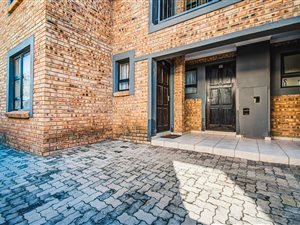 3 Bed Apartment in Cloverdene