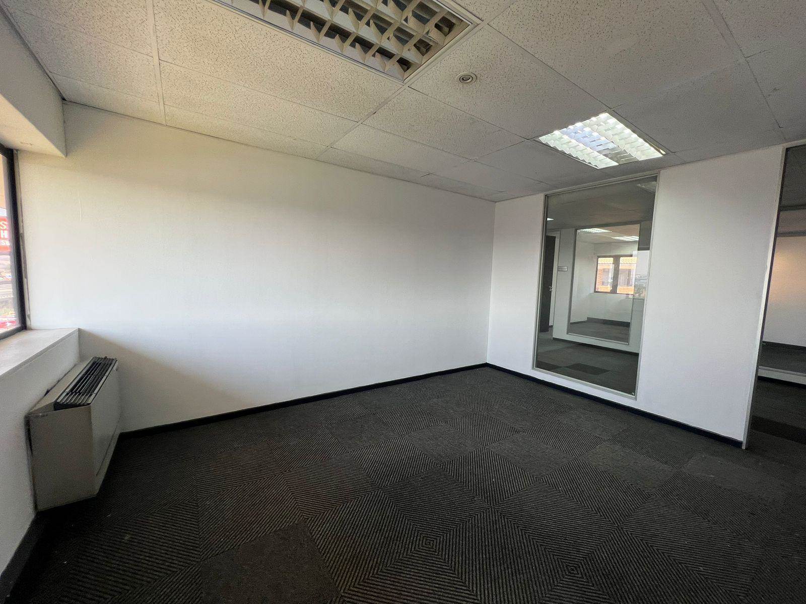 22  m² Commercial space in Rivonia photo number 20