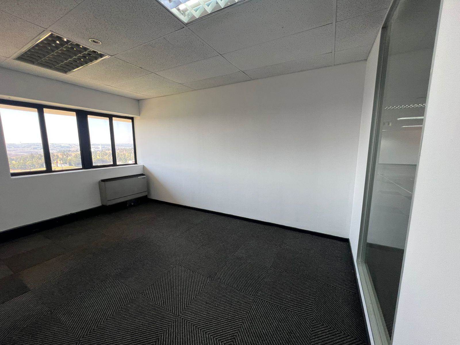 22  m² Commercial space in Rivonia photo number 8