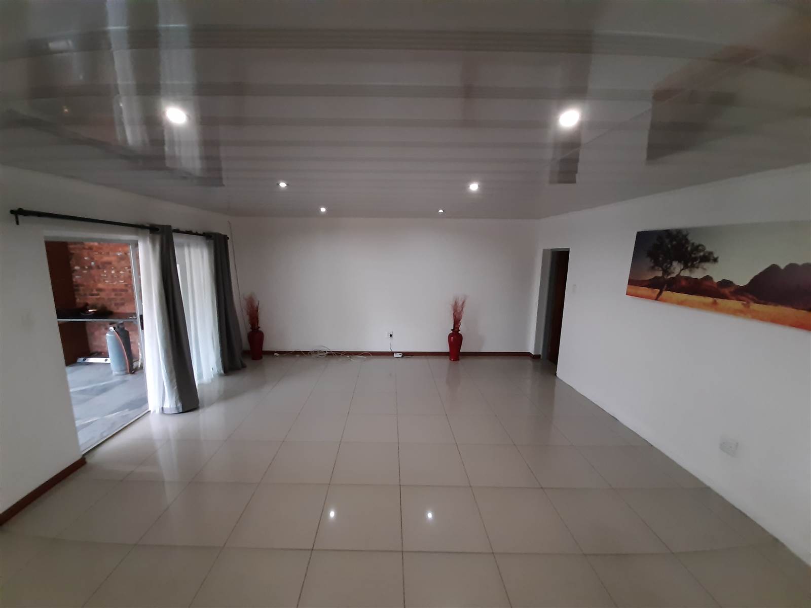 3 Bed House in Rietfontein photo number 12