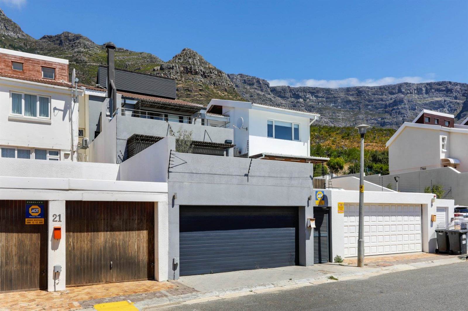 3 Bed House in Vredehoek photo number 24