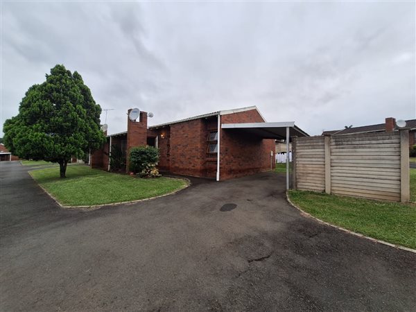 3 Bedroom Townhouse 3 Bedroom Townhouse