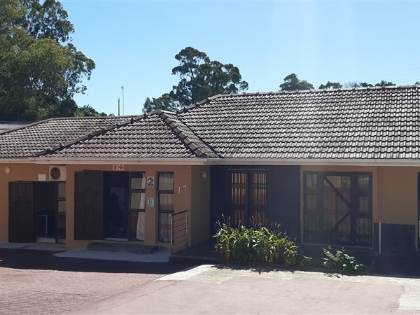 38 Bed House in Amalinda North