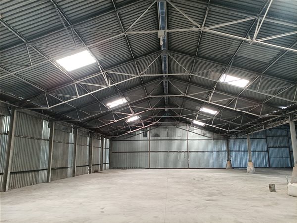 1 500  m² Industrial space