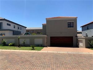 4 Bed House in Blue Hills