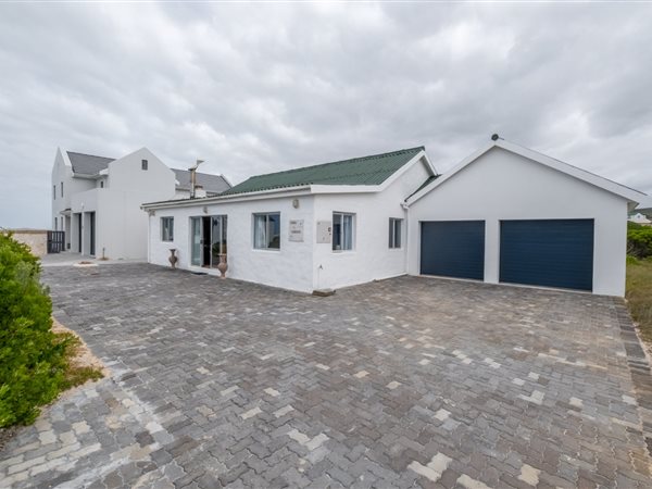 3 Bed House in Suiderstrand